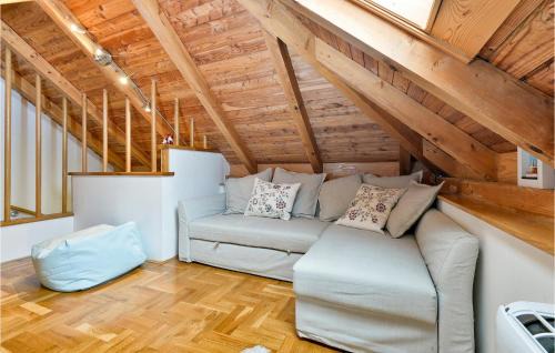 Varazdinske Toplice House | 3 Bedroom Beautiful Home In Piscanovec