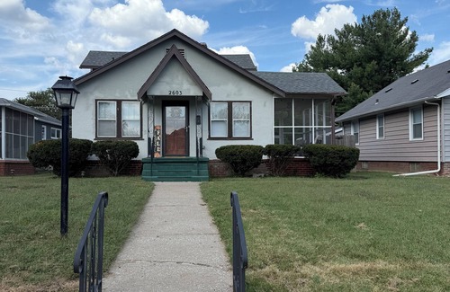 St. Joseph House | 3-bedroom bungalow, centrally located in charming Saint Joseph