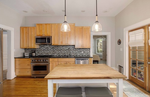 Plaza Midwood House | 3-bedroom Bungalow, view of Uptown, walking distance to historic Plaza Midwood.