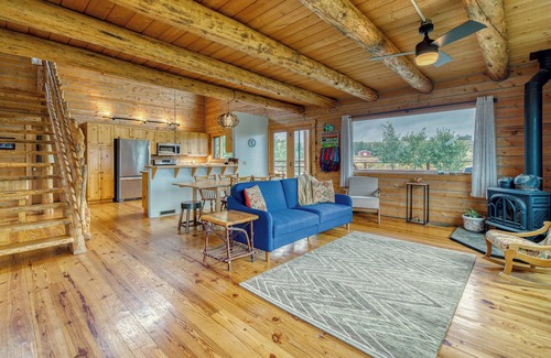 Stanley Cabin | 3-bedroom cabin in fantastic Stanley with WiFi