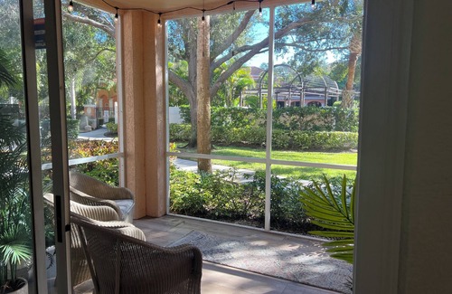 Vamo Condo | 3-bedroom condo in enchanting Sarasota with WiFi, AC, fitness room