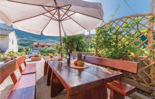 Baska House | 3 Bedroom Cozy Apartment In Bascanska Draga