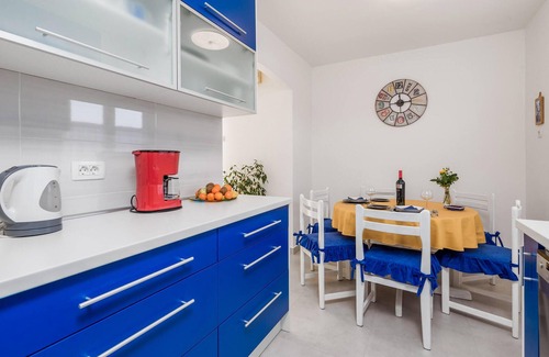 Bezjaki Apartment | 3 bedroom cozy apartment in Viskovo