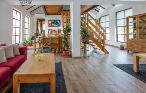 Vojnic House | 3 Bedroom Cozy Home In Krivaja Vojnicka