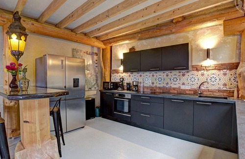 Saint-Jean-Soleymieux Cottage | 3-Bedroom Lodge with Billiards and Jacuzzi