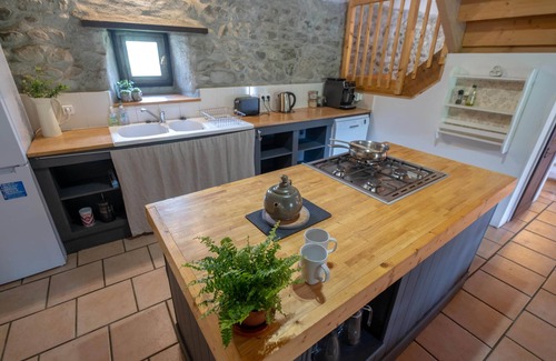 Campan Apartment | 3 Bedroom Gîte - Arbizon