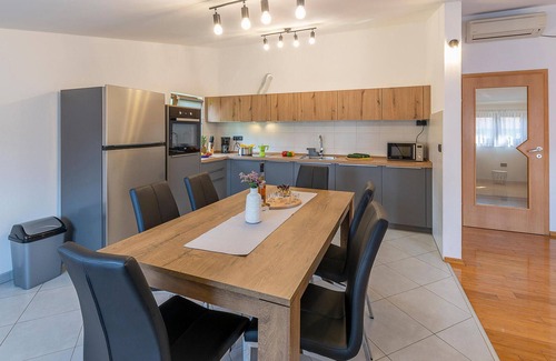 Rezanci Apartment | 3 bedroom gorgeous apartment in Rezanci