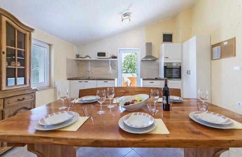 Muntic Apartment | 3 bedroom gorgeous apartment in Muntic