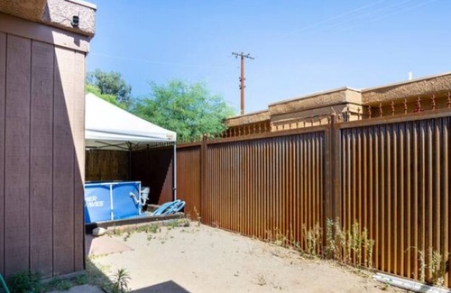 Palo Verde Apartment | 3 Bedroom Home! 1 Mile from U of A!