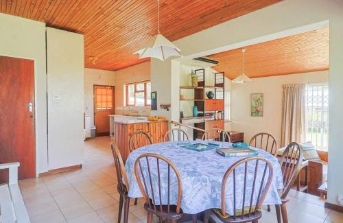 Voelklip House | 3 Bedroom home in Voelklip