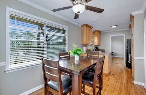 Madison House | 3 Bedroom Home Nestled in Quiet Neighborhood
