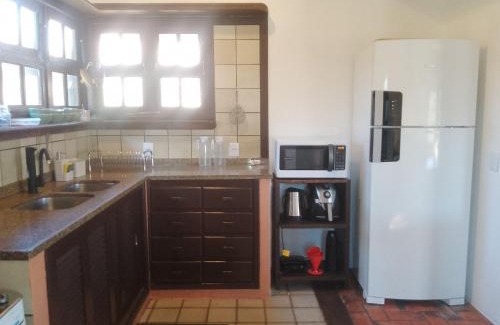 Garopaba House | 3-Bedroom House 350m from the Beach TAB0140