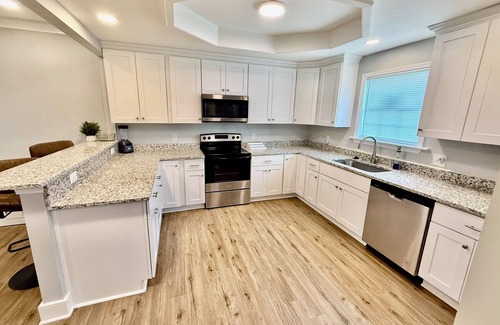 Portsmouth House | 3-bedroom house in charming Portsmouth centrally located