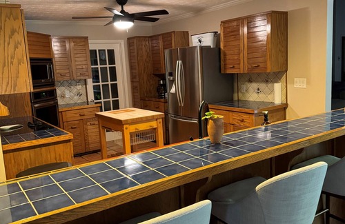 McDonough House | 3-bedroom house in fabulous McDonough with AC