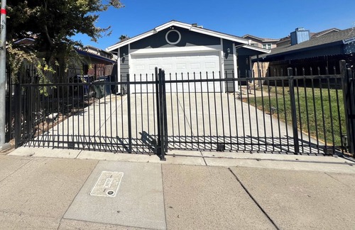 South Natomas House | 3-bedroom house in perfect Sacramento with AC