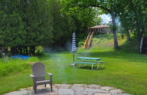 Campbellsport Cottage | 3-bedroom lake cottage in the Kettle Moraine State Forest