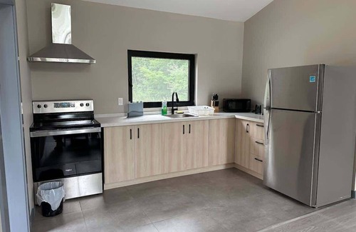 Lakefield Cabin | 3-bedroom Lakefront Villa #9