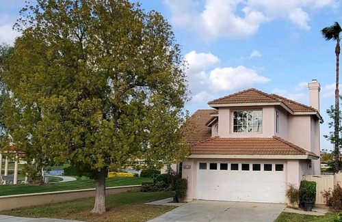 Menifee House | 3 Bedroom Lakeside Home