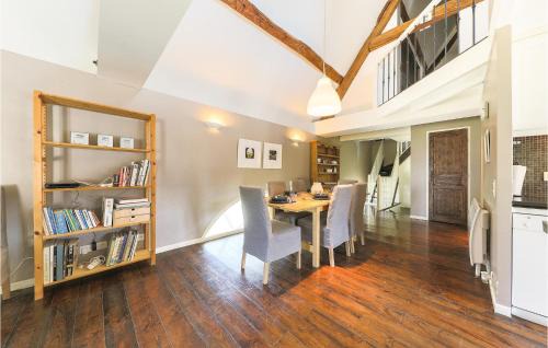 Ocquerre Apartment | 3 Bedroom Lovely Apartment In Ocquerre