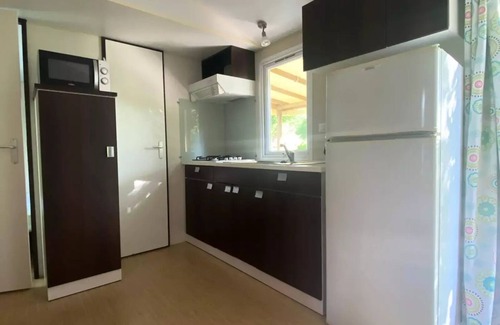 Saint-Pompont House | 3-bedroom mobile home - semi-covered terrace sleeps 6
