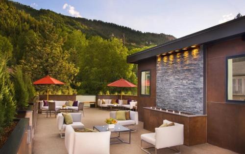 Aspen Hotel | 3 Bedroom Mountain Residence In The Heart Of Aspen With Amenities Including Heated Pool, Hot Tubs, Game Room And Spa