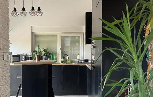 Bezjaki Apartment | 3 Bedroom Nice Apartment In Marinici