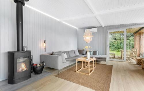 Syddjurs Kommune House | 3 Bedroom Nice Home In Ebeltoft