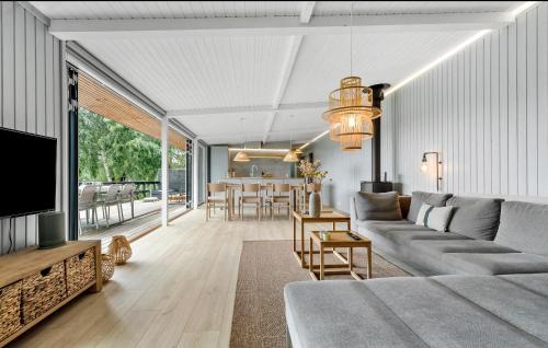 Syddjurs Kommune House | 3 Bedroom Nice Home In Ebeltoft