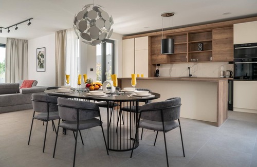 Orbanici House | 3 bedroom nice home in Orbanici