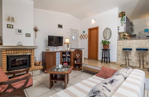 Mandre House | 3 bedroom pet friendly home in Mandre