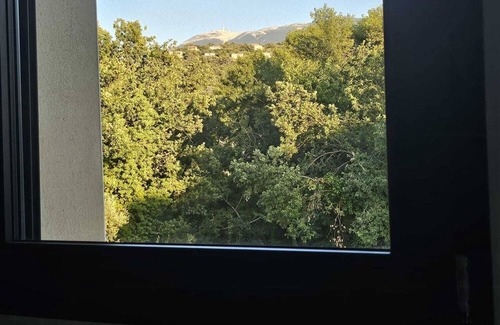 Mollans-sur-Ouveze Villa | 3-bedroom riverside villa with pool and view of mont ventoux