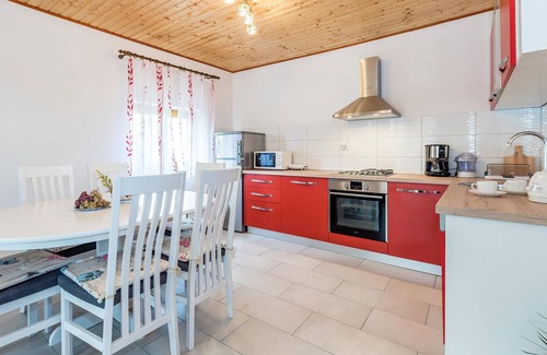 Skradin Apartment | 3 bedroom stunning apartment in Skradin