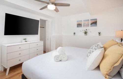 Middletown House | 3 Bedroom with Ocean View Jacuzzi and Parking