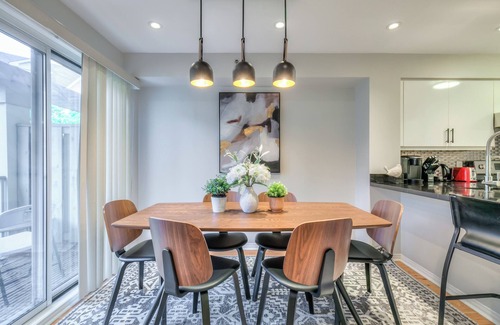 Richmond Hill House | 3-bedrooms townhome in Best Location of Richmond Hill