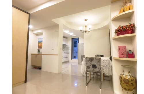 Zhongshan Condo | 3 BR 2 Baths apt huge balcony close Min Quan W. Rd