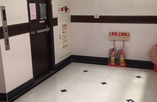 Zhongshan Condo | 3 BR 2 Baths apt huge balcony close Min Quan W. Rd