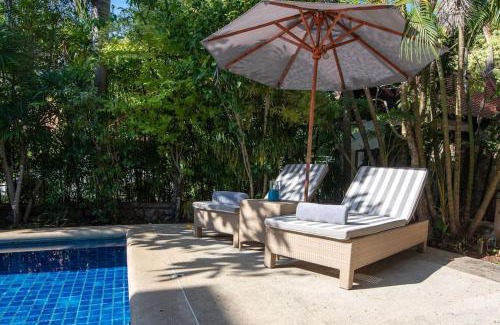 Hua Thanon Villa | 3 BR Villa Leelavadee, seconds to the beach
