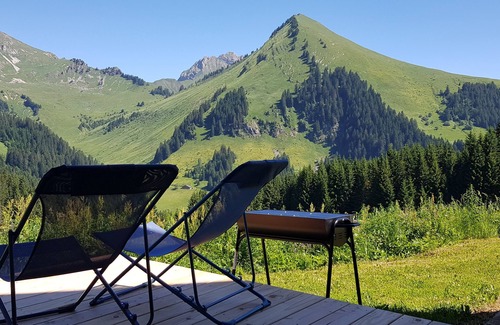 Le Praz de Lys Ski Chalet | 3* chalet apartment for 6-7 people, superb view