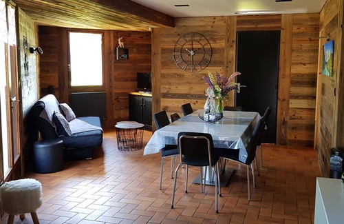 Le Praz de Lys Ski Chalet | 3* chalet apartment for 6-7 people, superb view