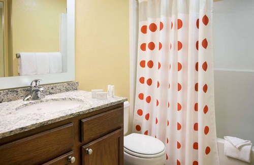 Shea Business Park Hotel | 3 Comfortable Units With Swimming Pool and Kitchen, Pets Are Allowed!