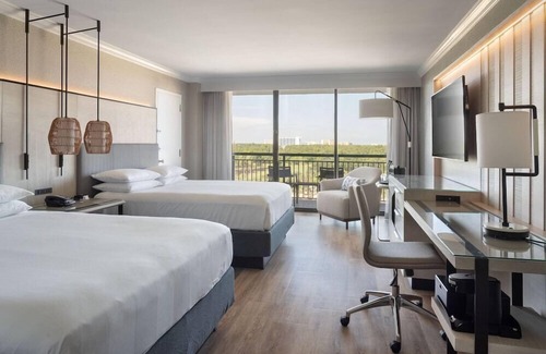 Florida Central Atlantic Coast Hotel | 3 Connecting Suites at a 4⭐️ Hotel