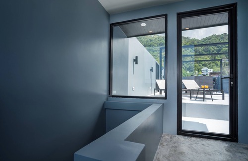 Patong Apartment | 3 Double U - Kalim Sea View