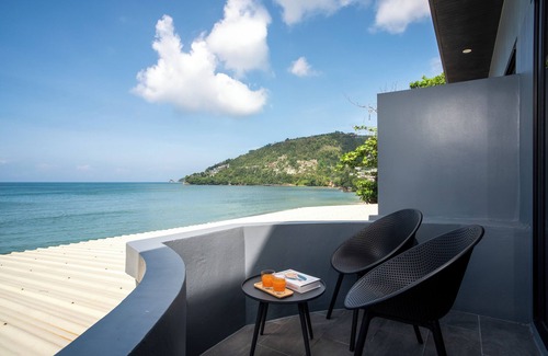 Patong Apartment | 3 Double U - Kalim Sea View