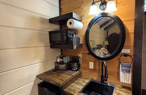 Sevierville House | #3 Ingrid - Tiny Home Cottage