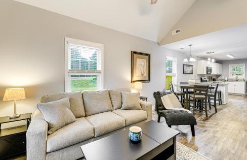 New Bern House | 3 Mi to Dtwn Home with Patio and Grill in New Bern