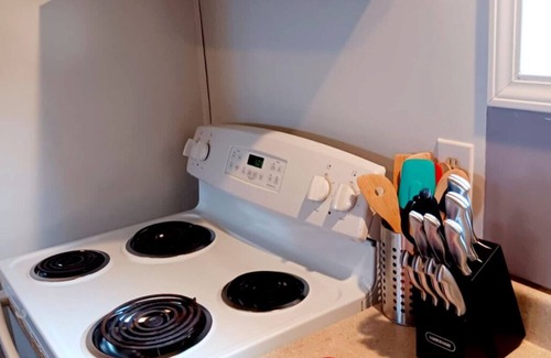 St Ignace Apartment | 3-Min Walk Ferry, Free Wi-Fi,Free Spacious Parking