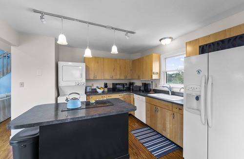 Frisco House | 3 Mins to Beach, Cozy Frisco 3Bd w/Hot Tub