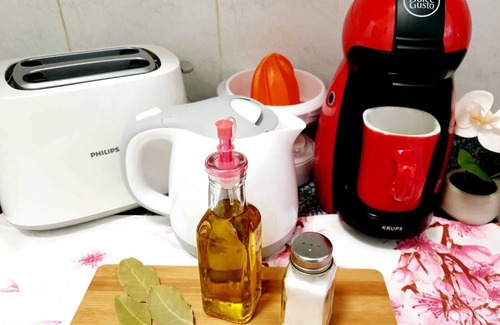 Logrono Historic Centre Condo | 3 minutes from the Laurel in a quiet area. Center & Quiet.