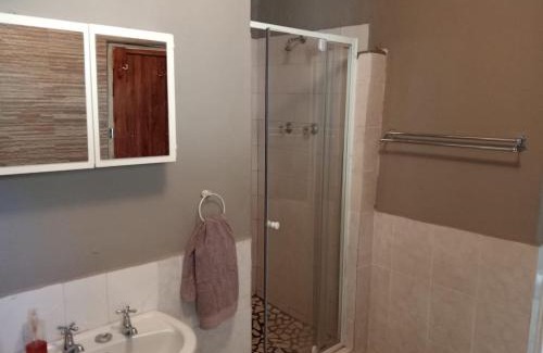 Aliwal North Ski Chalet | 3 on Naude