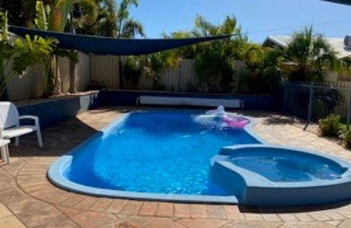 Exmouth House | 3 Redfin Court - The property is being listed as avaliable for the Ningaloo Solar Eclipse exclusivel
